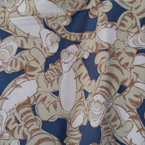 LuLaRoe Disney Tigger Leggings - Picture 2 of 6